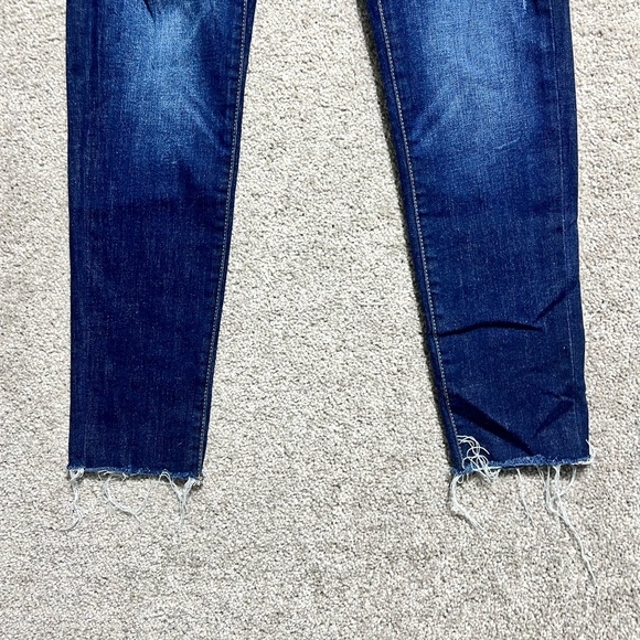 Kancan Woman’s Dark Wash Skinny Stretch Distressed Denim Jeans Size 9/29 - Picture 5 of 9